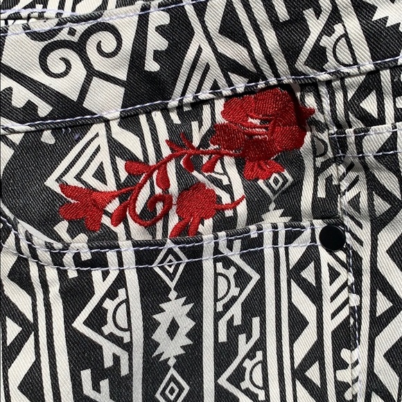 V.I.P COTTON JEANS NEW - Picture 3 of 7